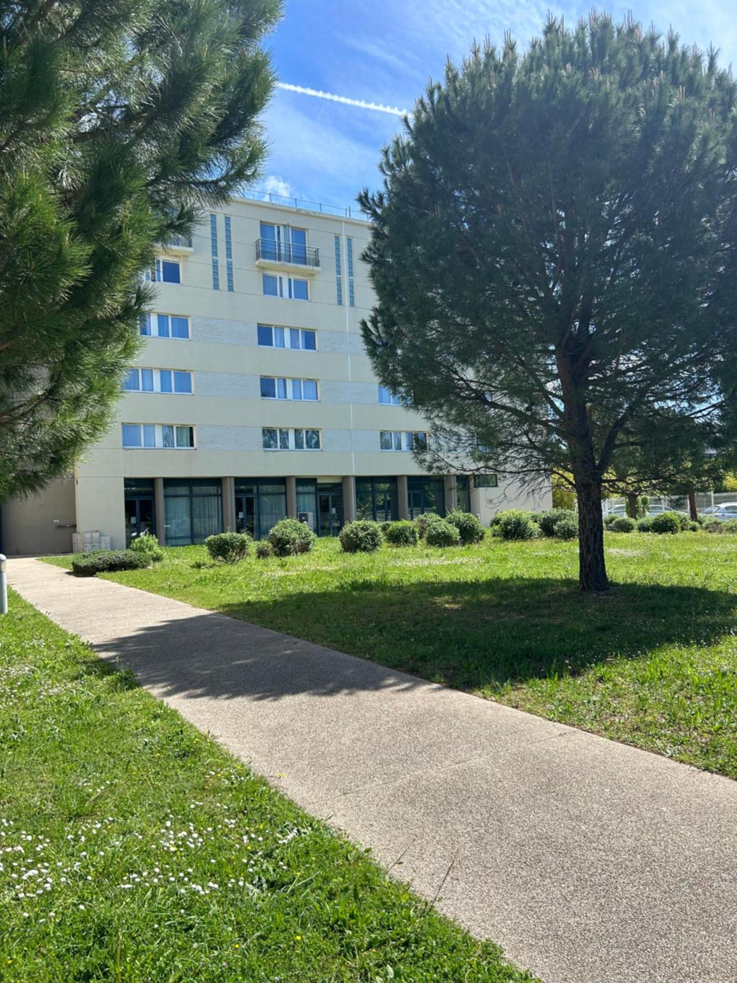 Appart'Hotel - Gare Tgv - Avignon Buitenkant foto